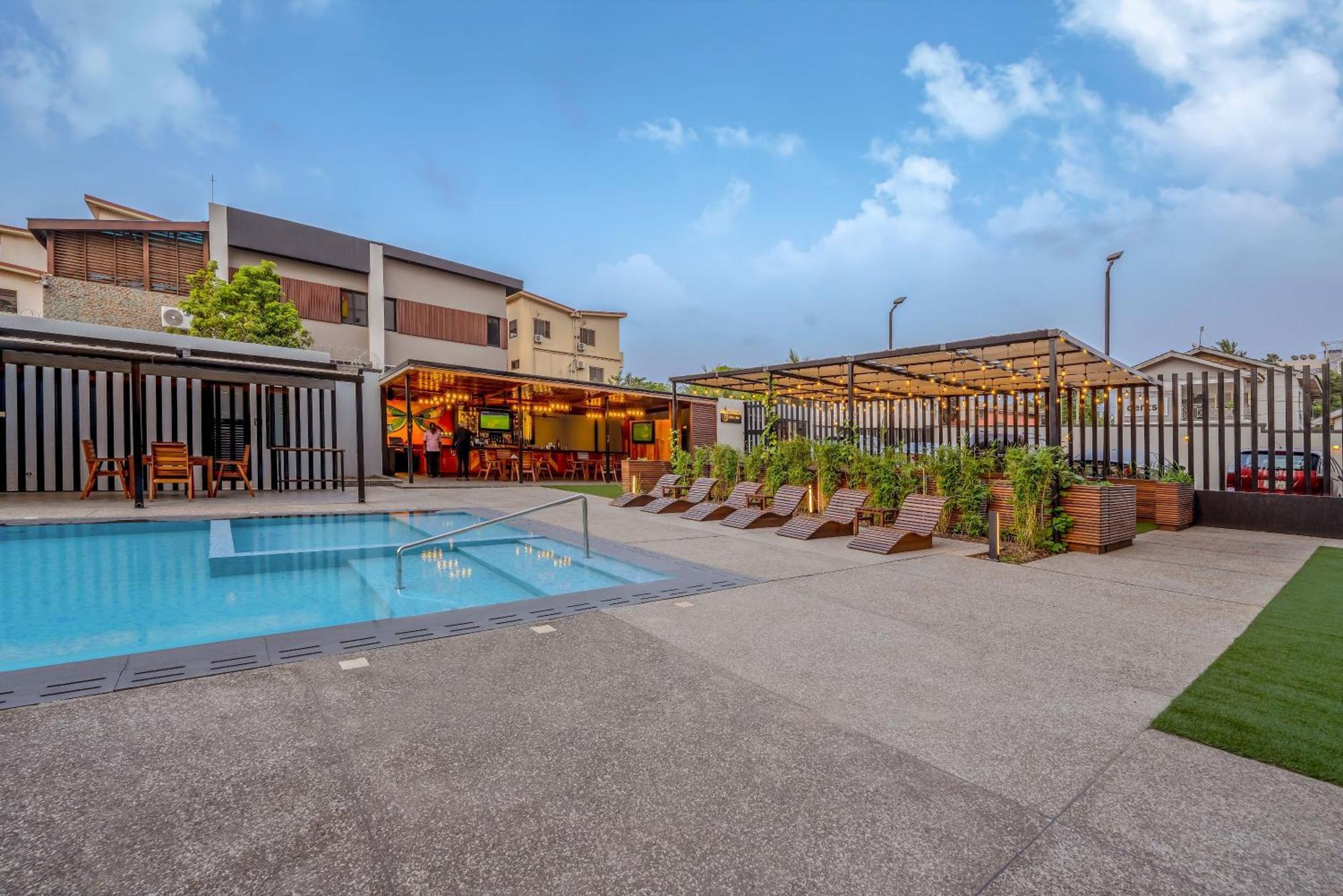 Eden Gardens Hotel Accra Bagian luar foto