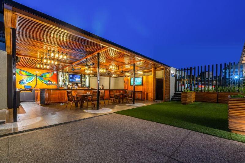 Eden Gardens Hotel Accra Bagian luar foto